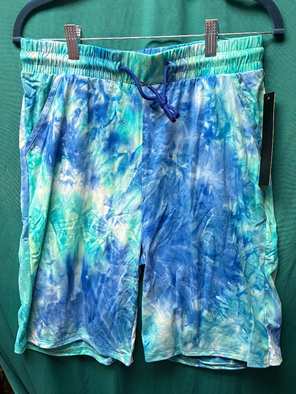 Leggings Depot Blue & Turquoise Tie-Dye Bermuda Shorts
